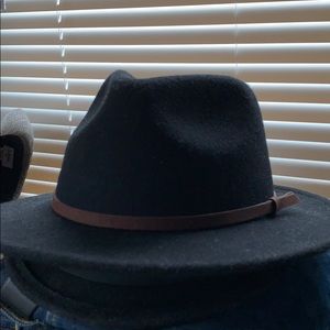 Meet your Posher, Wayne